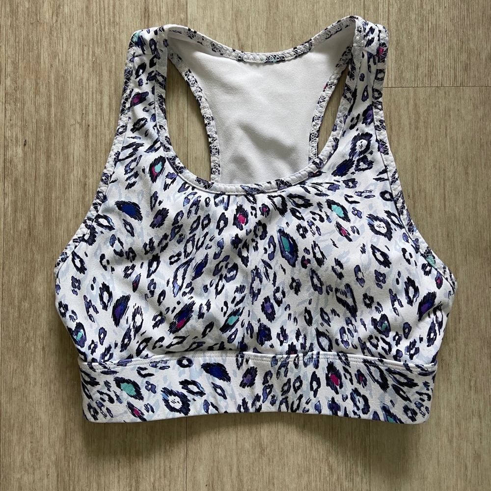 high neck sports bra